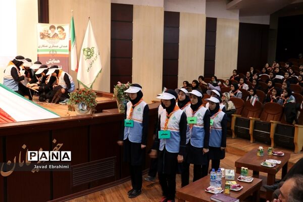 همایش بزرگ یاوران انقلاب در ناحیه 7 آموزش و پرورش  مشهد مقدس