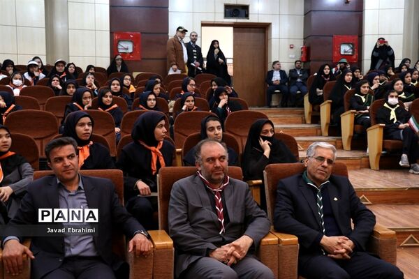 همایش بزرگ یاوران انقلاب در ناحیه 7 آموزش و پرورش  مشهد مقدس