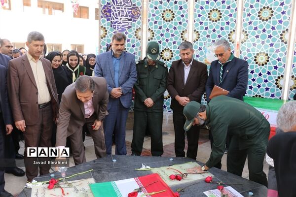 همایش بزرگ یاوران انقلاب در ناحیه 7 آموزش و پرورش  مشهد مقدس