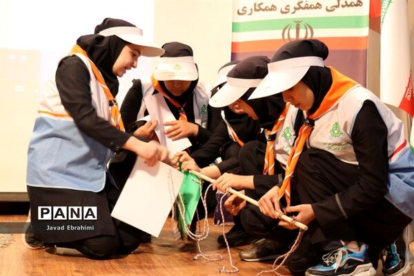 همایش بزرگ یاوران انقلاب در ناحیه 7 آموزش و پرورش  مشهد مقدس