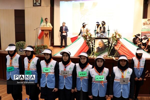 همایش بزرگ یاوران انقلاب در ناحیه 7 آموزش و پرورش  مشهد مقدس