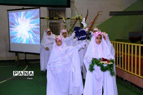 همایش یاوران انقلاب در شاهین دژ