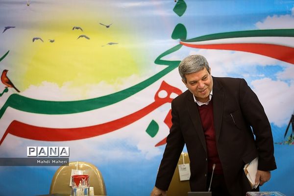 نشست خبری دستاوردهای انقلاب اسلامی  و رونمایی از چند طرح در سازمان آموزش و پرورش استثنایی