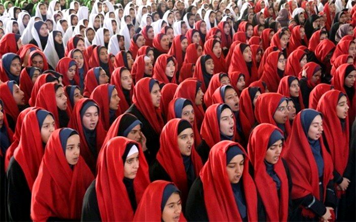 بازدید مدیرکل از آمادگی گروه  سرود همسرایان فجر