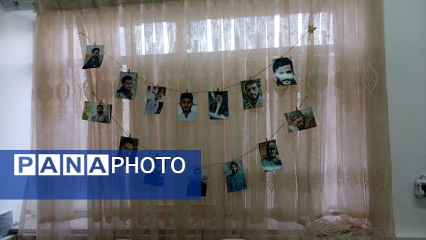 برپایی نمایشگاه دستاوردهای انقلاب‌اسلامی در دبیرستان نمونه‌تربیت شهرستان محلات