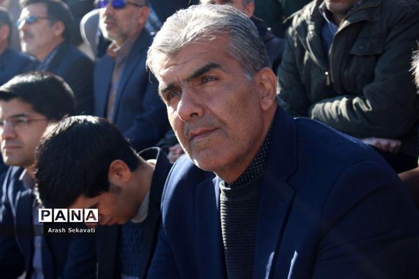 تجدید پیمان مردم شهرستان بیرجند با سالگرد اولین روز ورود امام خمینی