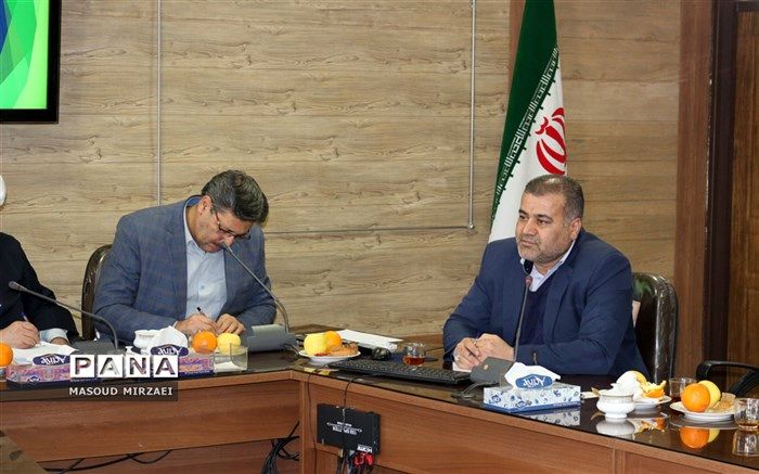 سیل مهربانی همکلاسی ها برنامه ای برای تحقق سند تحول بنیادین است