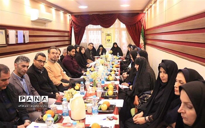 منوچهری: کاربردی کردن دروس تحصیلی در زندگی دانش آموزان اهمیت دارد