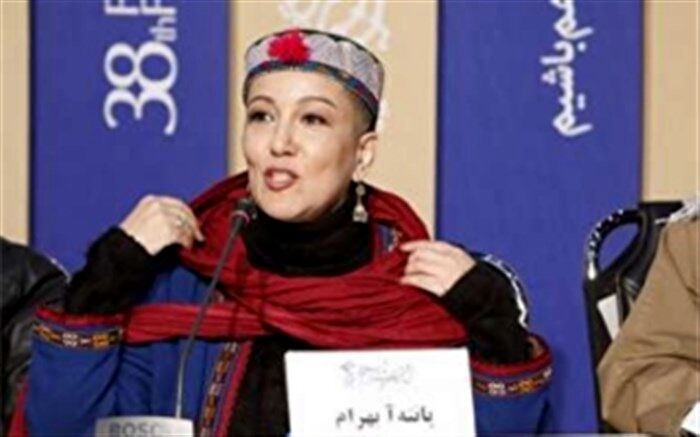 موی تراشیده پانته آ بهرام سوژه روز دوم جشنواره شد