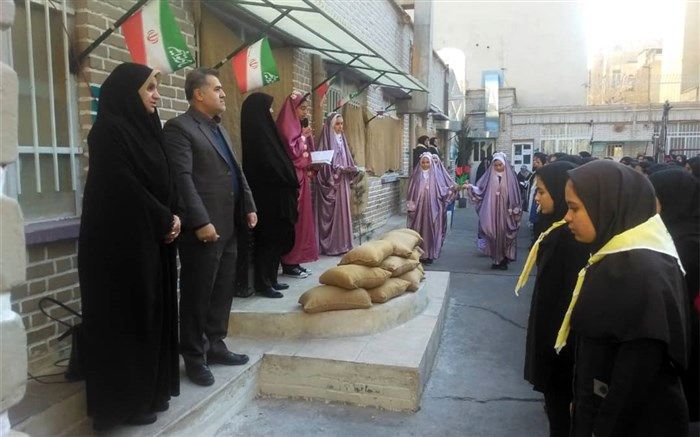 اجرای طرح «یاریگران زندگی» در آموزش و پرورش منطقه 15