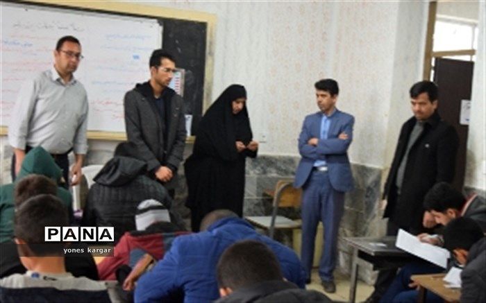 المپیاد علمی ریاضیات و ادبیات  متوسطه اول  در دبیرستان دکتر حسابی چناران برگزارشد