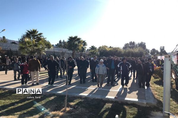 برگزاری همایش  پیاده‌روی خانوادگی “صبح و نشاط” در نی ریز