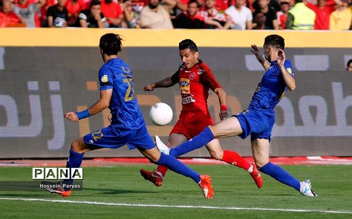 اسماعیل حلالی: شرایط پرسپولیس و استقلال نوید می‌دهد که دربی 92 جذاب باشد؛ این بازی برنده دارد