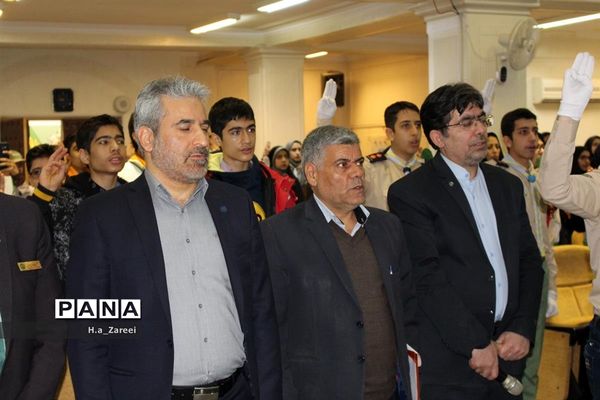 تجلیل از برگزیدگان دلنوشته دانش‌آموزی سومین دوره بازدید از تامین اجتماعی