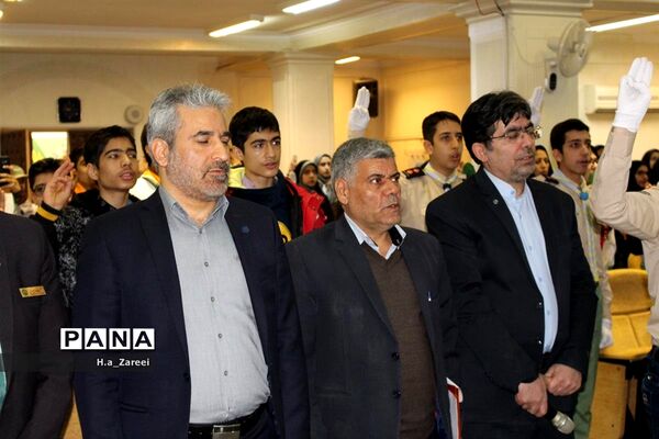 تجلیل از برگزیدگان دلنوشته دانش‌آموزی سومین دوره بازدید از تامین اجتماعی