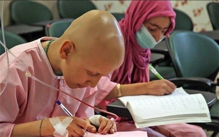 یکی از اطرافیان من سرطان گرفته است؛ بایدها و نبایدها