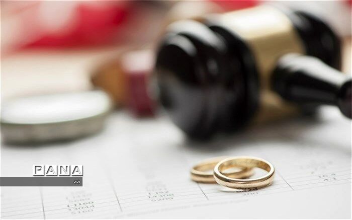 درنگی بر طلاق‌های تصادفی