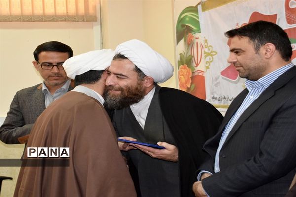 تودیع ومعارفه سرپرست  جدید اداره تبلیغات اسلامی بهاباد