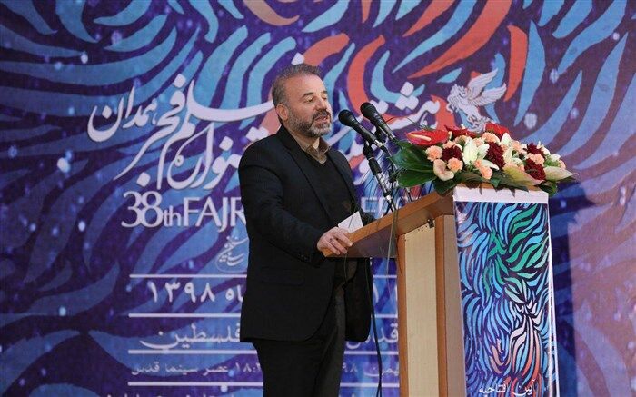 اکران ۱۹ فیلم جشنواره فجر در همدان