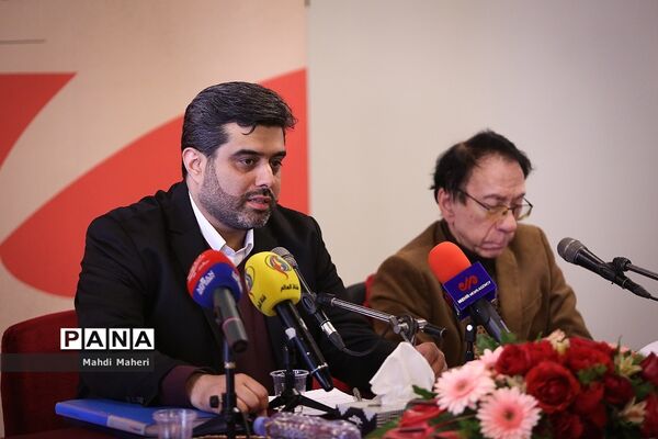 نشست خبری سی و پنجمین جشنواره موسیقی فجر