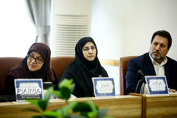 امضا تفاهم نامه بین معاونت علمی و فناوری ریاست جمهوری و وزارت آموزش و پرورش