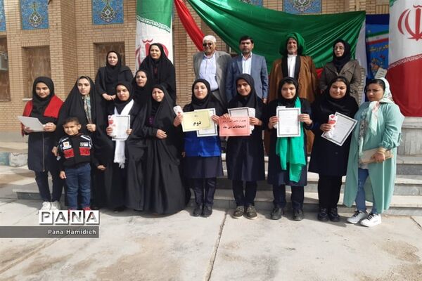 برگزاری آیین چهل و یکمین سالگرد پیروزی انقلاب اسلامی درمدارس شهرستان حمیدیه