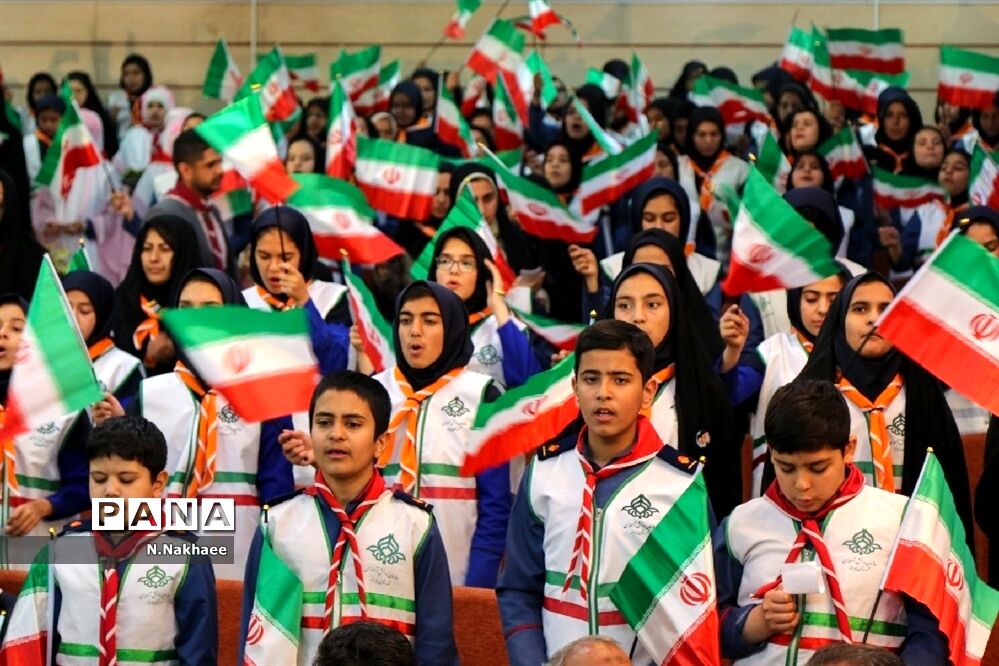 همایش یاوران انقلاب
