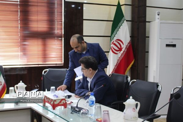 جلسه شورای اقامه نماز اداره کل آموزش و پرورش استان بوشهر