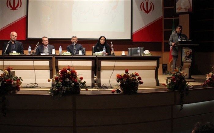فرماندار اسلامشهر:نسخه های پیچیده شده ملی برای رفع مشکلات تولید کنندگان پاسخگو نیست