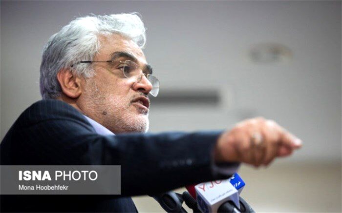 به اشتباه دانشجو را به زیست مجردی عادت داده‌ایم
