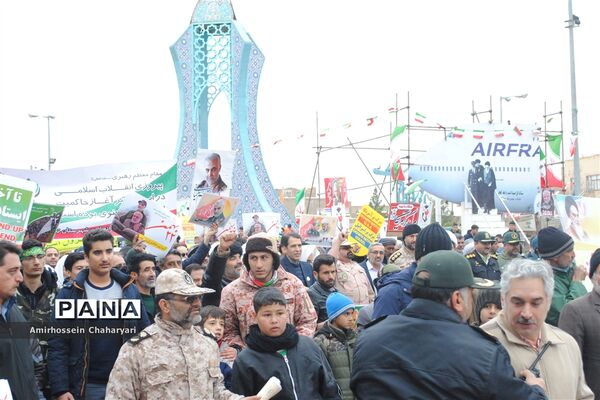 راهپیمایی باشکوه 22 بهمن در تایباد