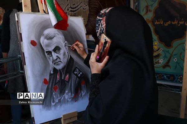 حضور مردم شیراز در راهپیمایی  ۲۲ بهمن ماه