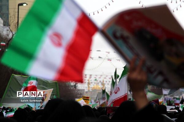 راهپیمایی یوم الله 22 بهمن ماه  در مشهد