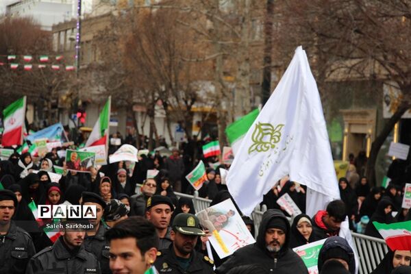 راهپیمایی یوم الله 22 بهمن ماه  در مشهد