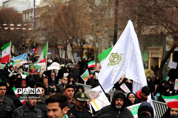 راهپیمایی یوم الله 22 بهمن ماه  در مشهد
