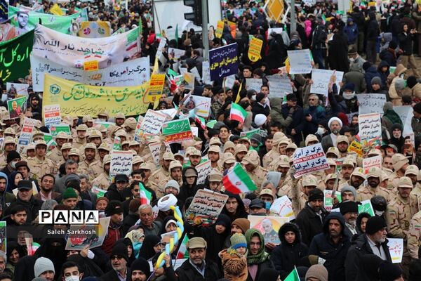 راهپیمایی یوم الله 22 بهمن ماه  در مشهد