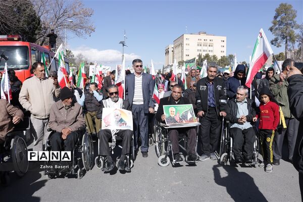حضور مردم شیراز در راهپیمایی چهل و یکمین سال پیروزی انقلاب اسلامی