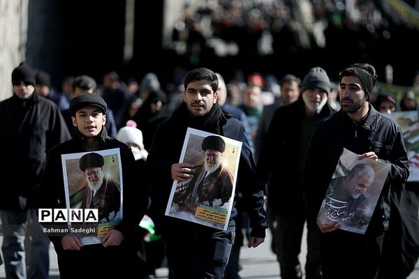راهپیمایی باشکوه ۲۲ بهمن در تهران