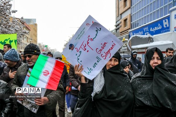 راهپیمایی باشکوه یوم الله ۲۲ بهمن در ارومیه