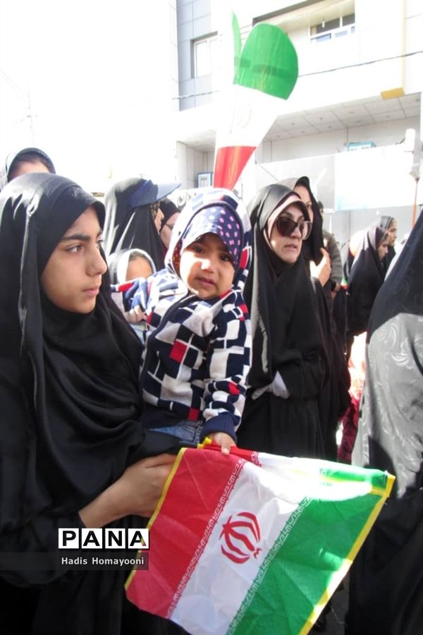 راهپیمایی مردم شهرستان فسا در چهل و یکمین سالروز پیروزی انقلاب اسلامی