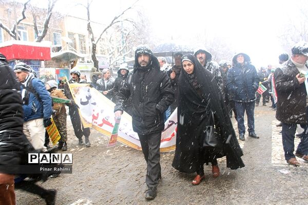 راهپیمایی 22 بهمن ماه در تبریز-3