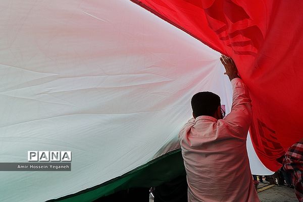 راهپیمایی 22 بهمن در جزیره کیش