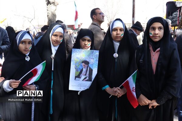 حاشیه های راهپیمایی 22 بهمن آباده