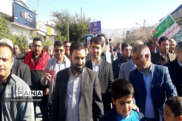راهپیمایی 22 بهمن و اربعین شهادت حاج قاسم سلیمانی در کازرون