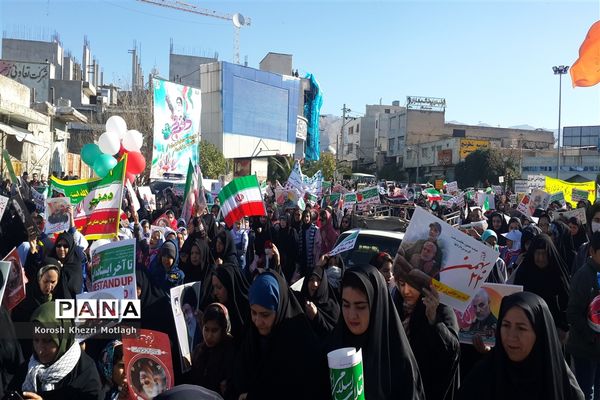 راهپیمایی 22 بهمن و اربعین شهادت حاج قاسم سلیمانی در کازرون