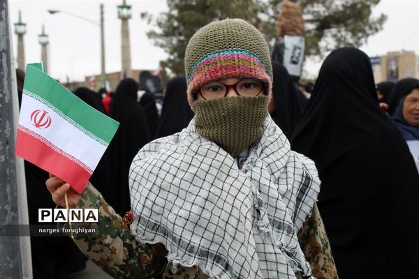 راه پیمایی 22 بهمن در تربت جام