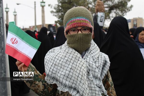 راه پیمایی 22 بهمن در تربت جام