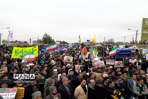 راه پیمایی 22 بهمن در تربت جام