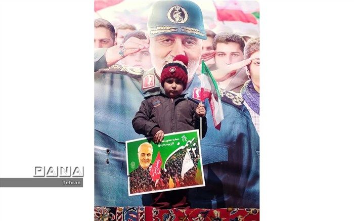 حضور  مدارس  ۲۱ بهمن  وامام هادی منطقه ۱۲  در راهپیمایی