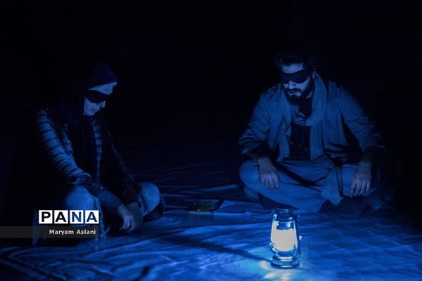 اجرای نمایش «زندگی یک رویاست«